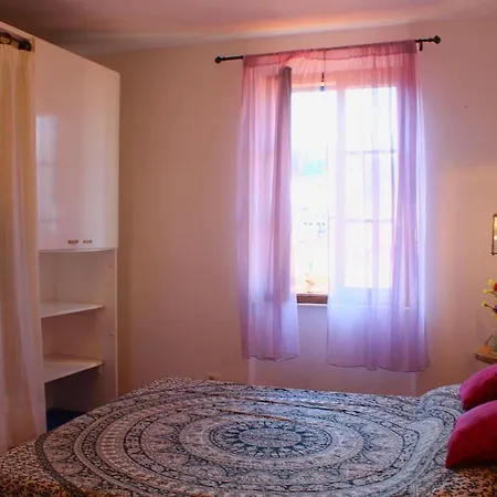 La Terrazza Sugli Aranci شقة ريو مارينا